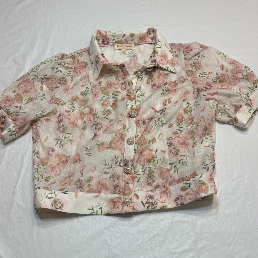 Everly Rose Floral Vintage Button Short Sleeve Blouse Women’s Large